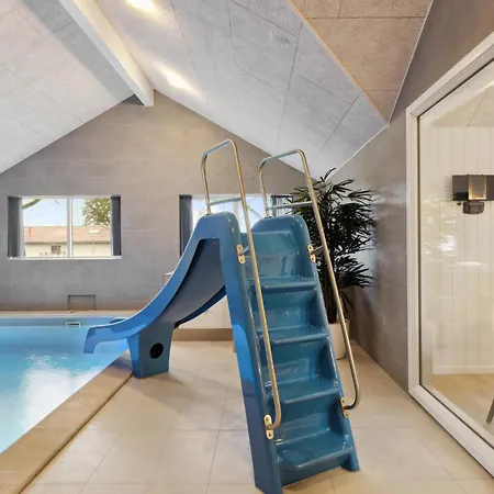 Semesterbostad Aqua 242 *
